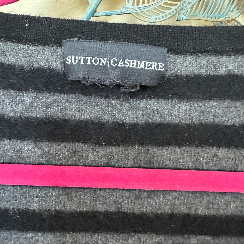 Sutton Cashmere black/grey stripe with pink/gray heart sweater no size t… - Picture 3 of 8